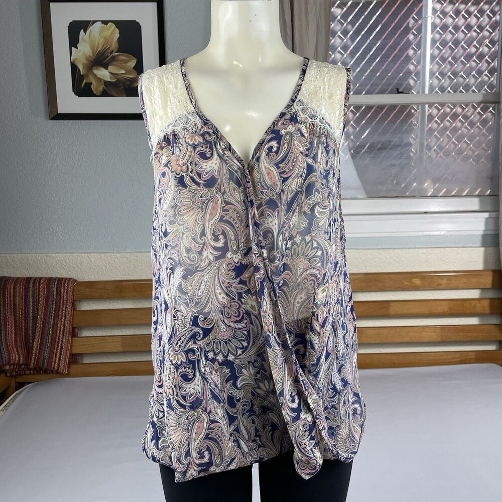 West Kei V-Neck Button Twist Front Sleeveless Blouse Women's M Blue Pink Paisley